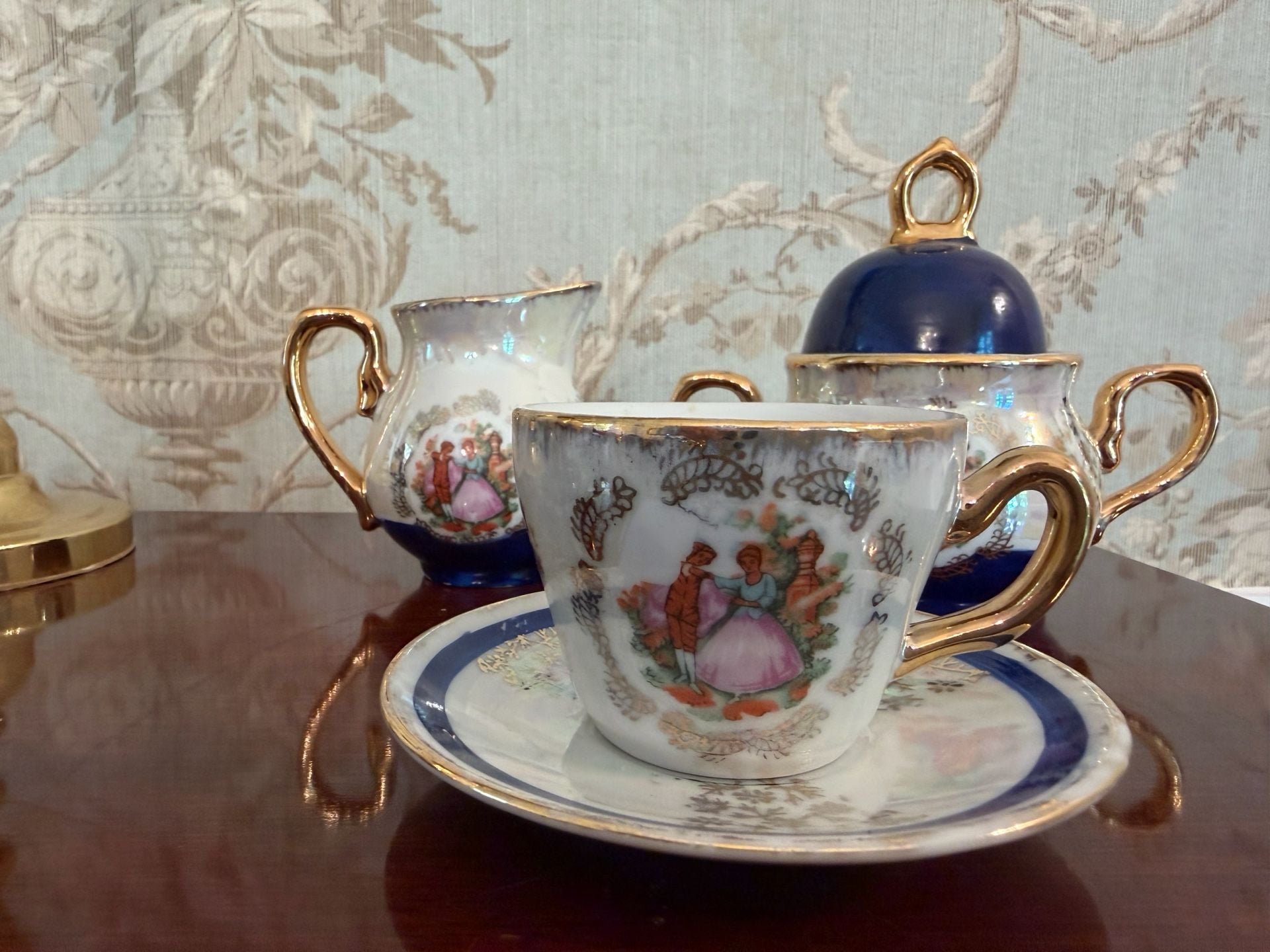 Vintage Japanese Fine Porcelain Tea Set Courting Couple Mother Of Pearl 7