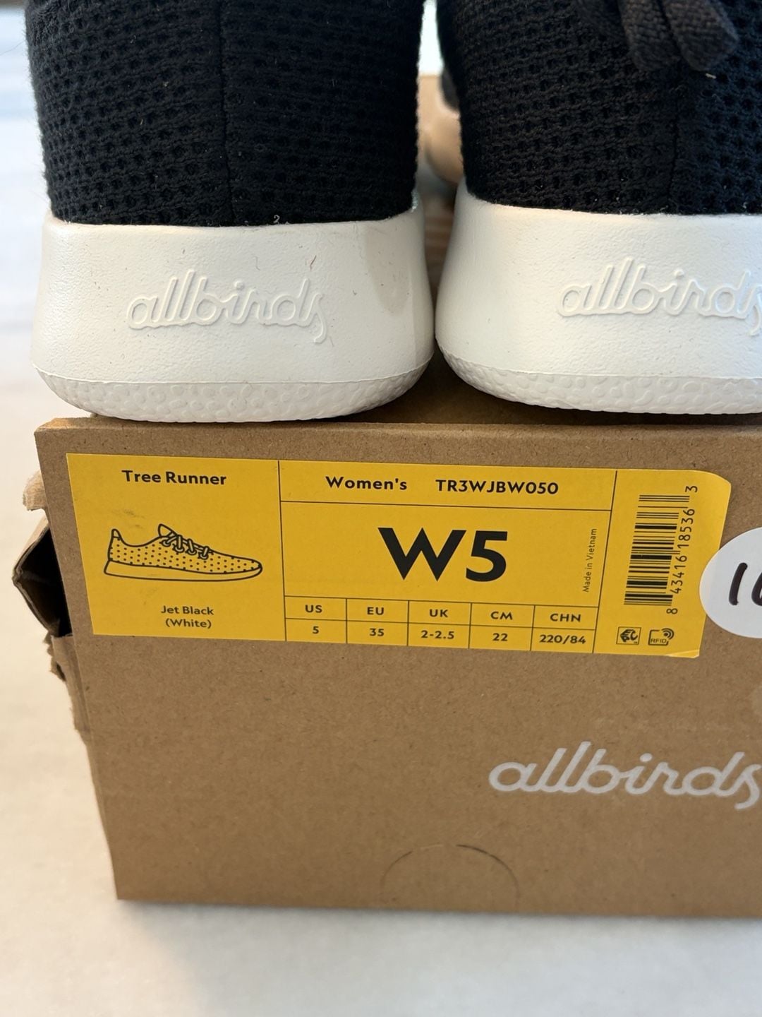 Allbirds Tree Runner Size 5 Jet Black White Sneakers Walking Shoes 7