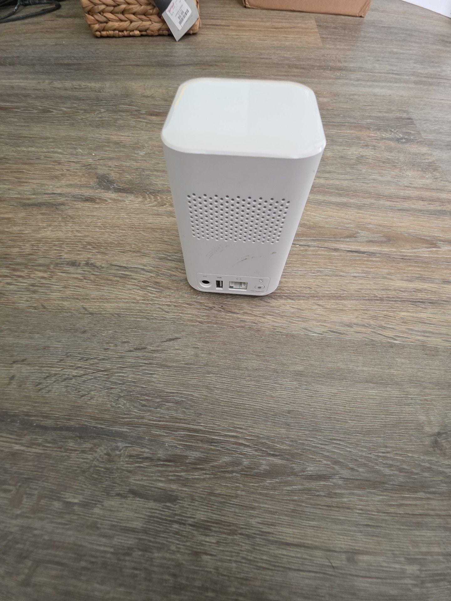 Eufy HomeBase 2 T8010 Security Hub 4
