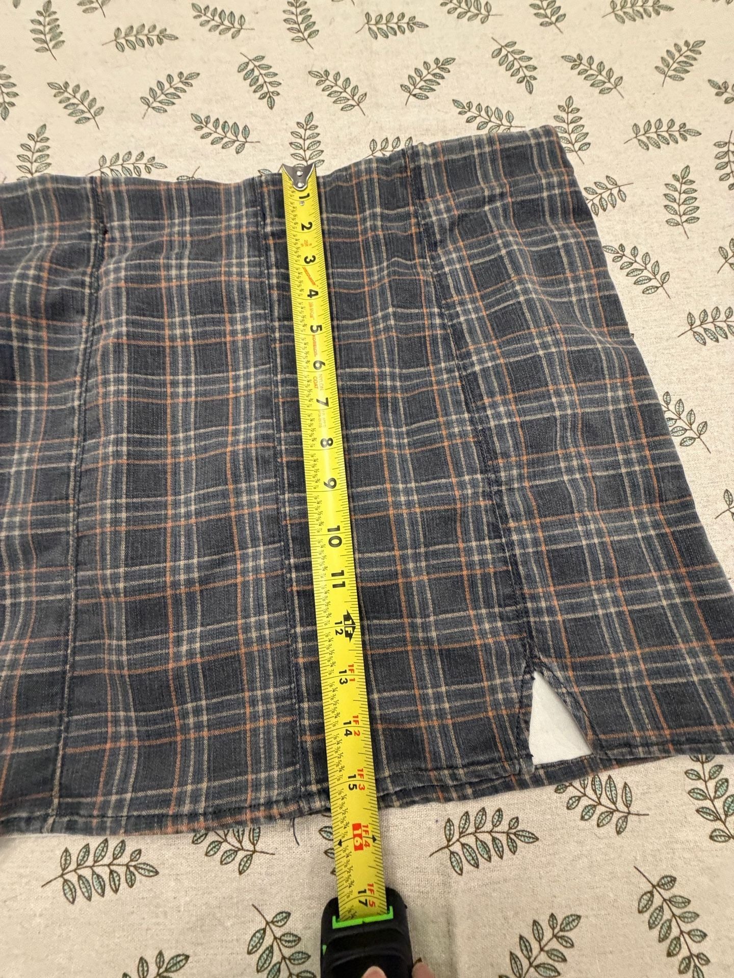 JOLT Womens Plaid Mini Skirt Gray Brown Pleated Slit Y2K Preppy Academia 9