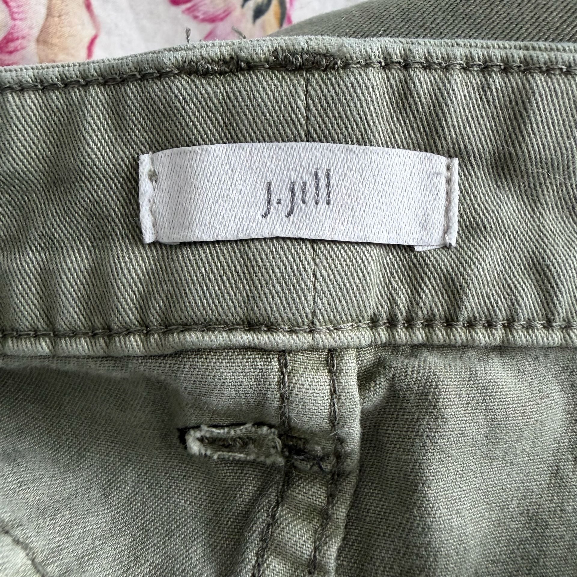 Product thumbnail 5