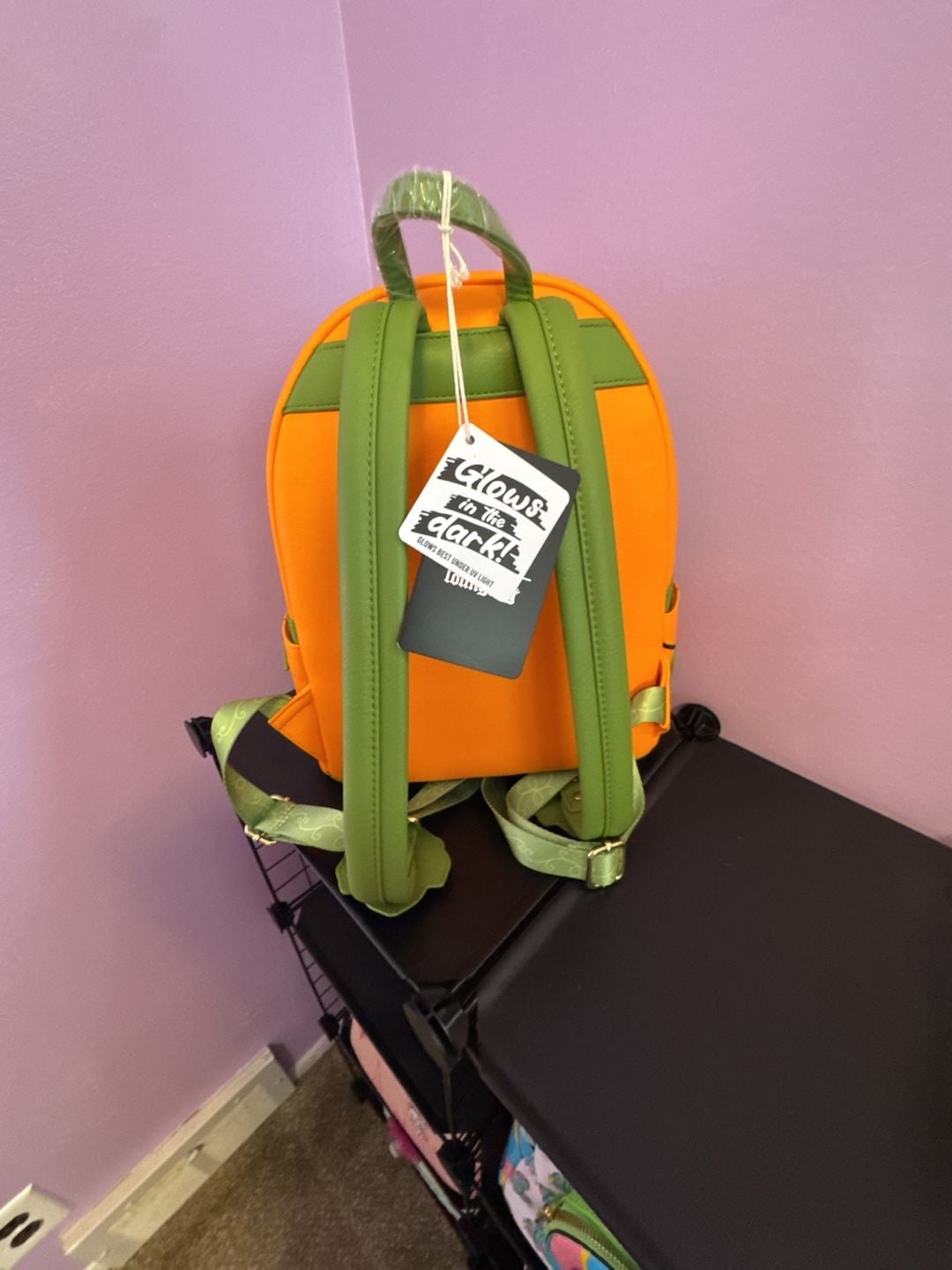 Loungefly Disney Donald & Daisy Jack-o'-Lantern Glow Mini Backpack NWT 5
