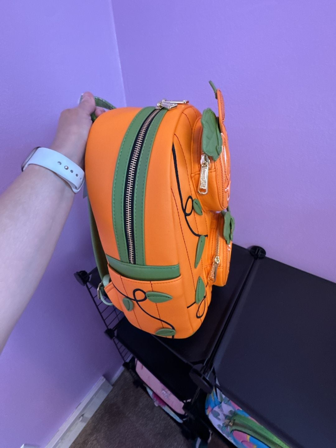 Loungefly Disney Donald & Daisy Jack-o'-Lantern Glow Mini Backpack NWT 7