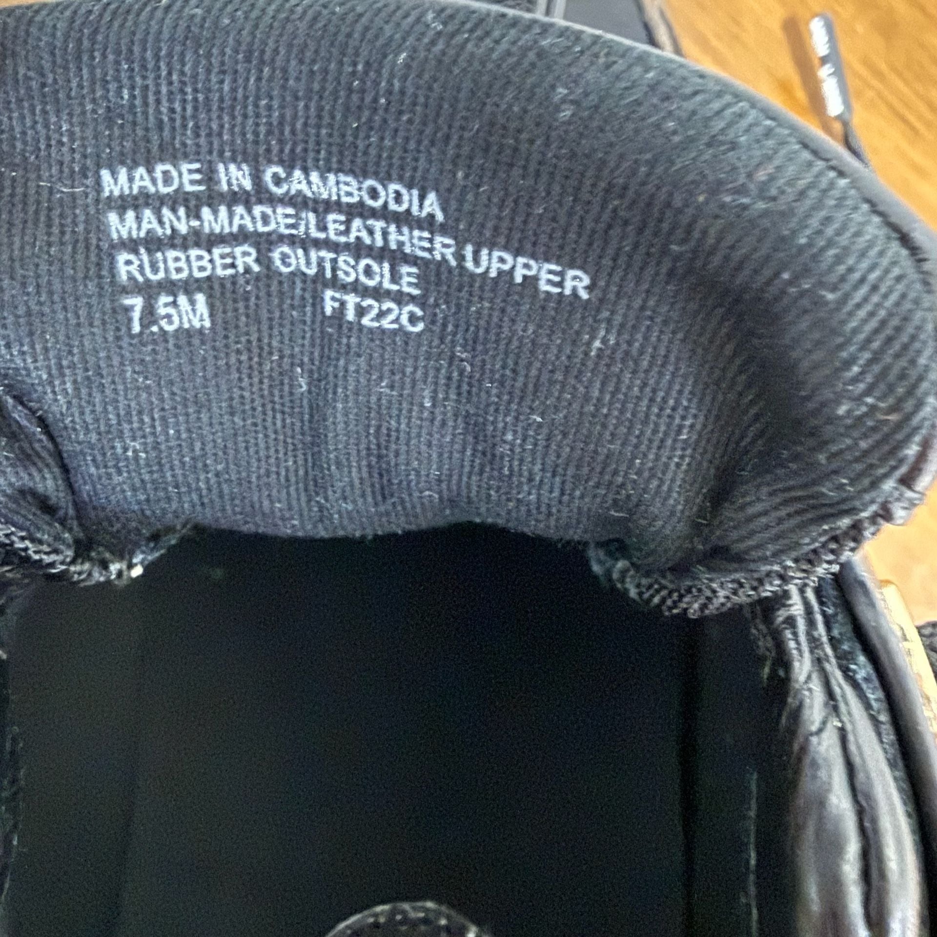 Michael Kors Theo Trainer Size 7.5M Black Monogram 7