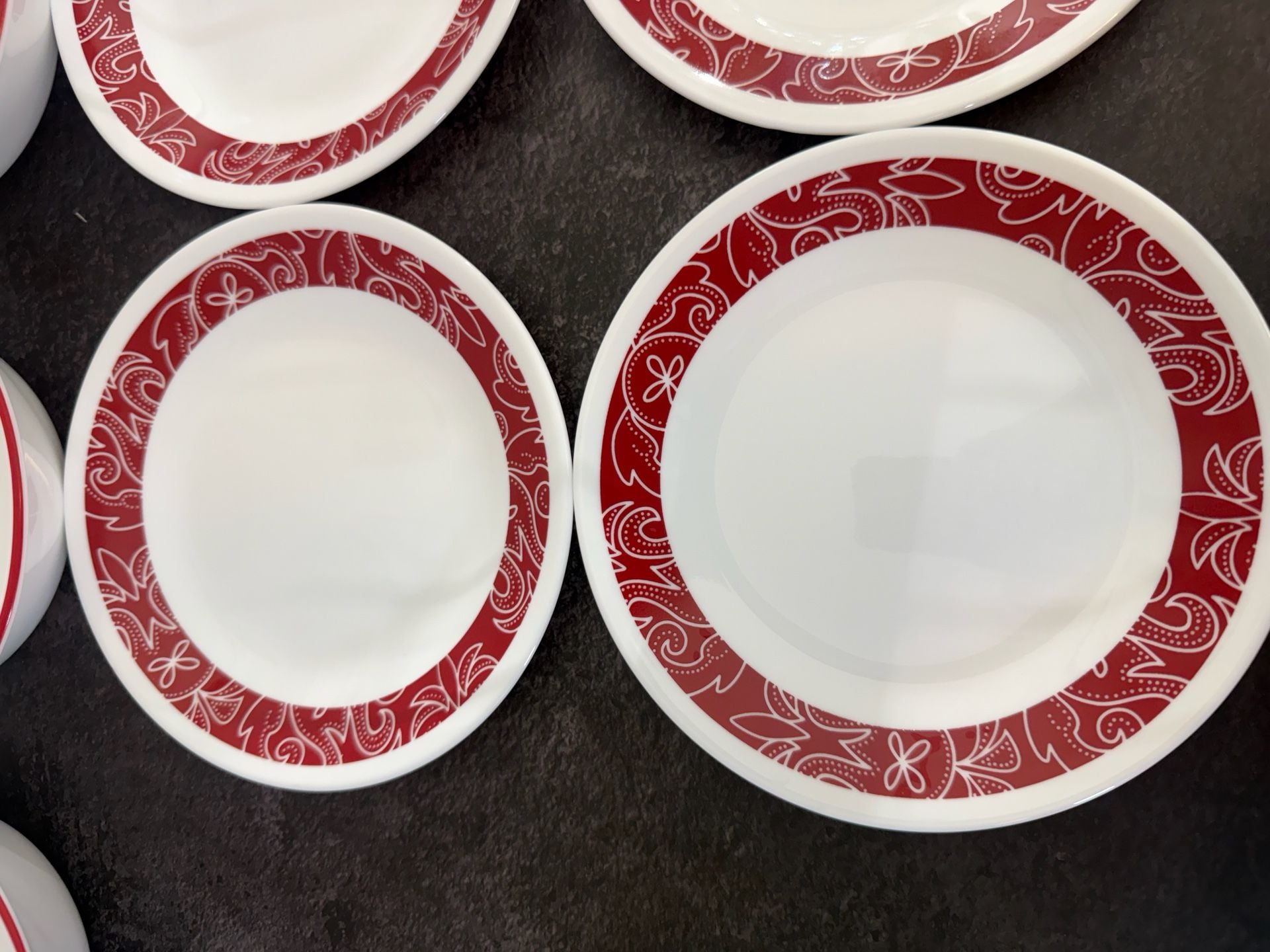 Corelle Vitrelle Bandhani Dinnerware Red White Paisley 2