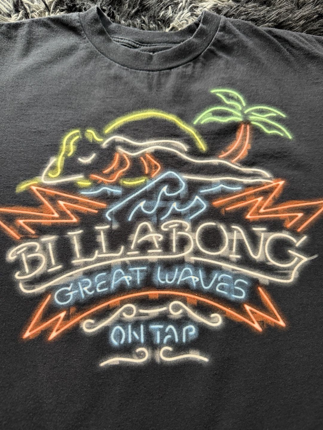 Billabong Great Waves On Tap T-Shirt Size L Black Neon Graphic 10