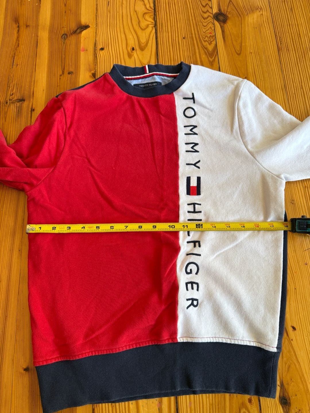 Tommy Hilfiger Crewneck Sweatshirt Size XS Red White Blue Colorblock 5