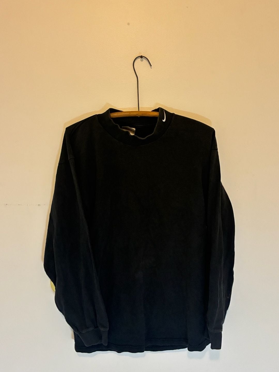 Nike Mock Neck Long Sleeve Size L Black Embroidered Swoosh 2