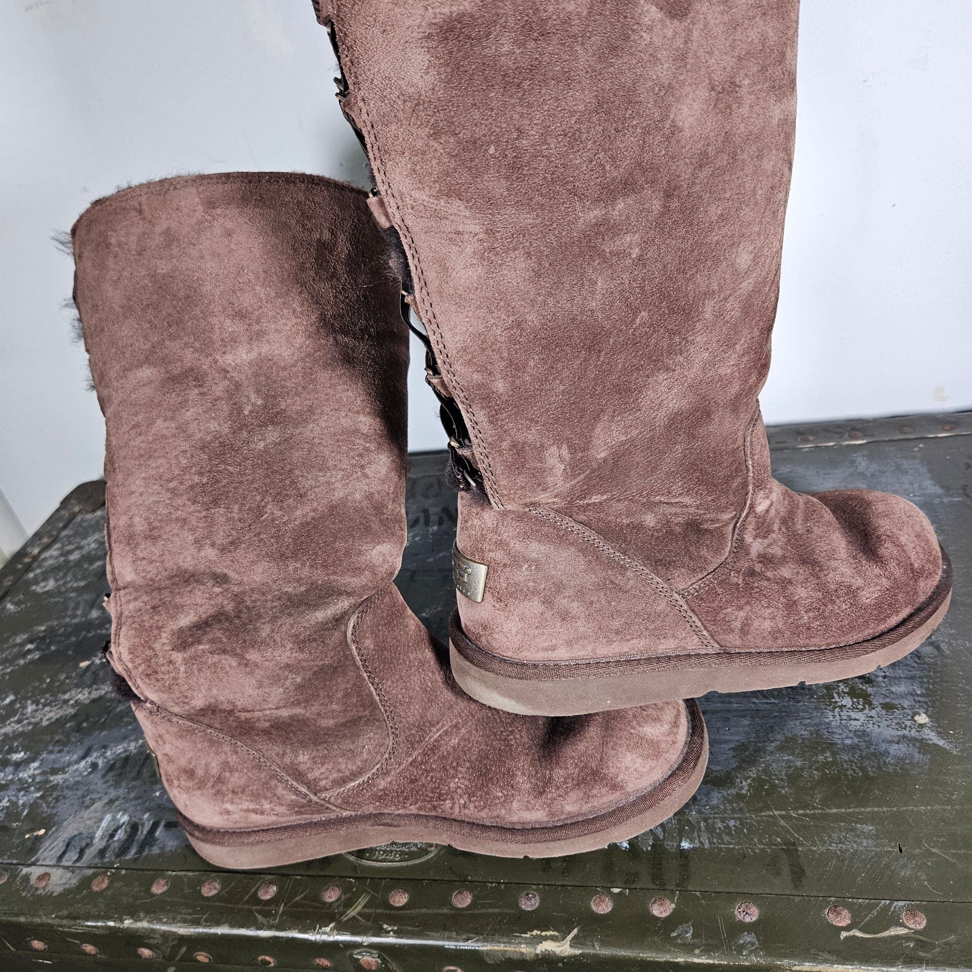 Ugg Roseberry Tall Boots Brown Suede Lace-Up 6