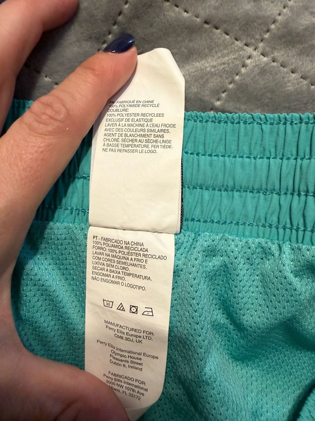 Nike Essential Lap 7 6