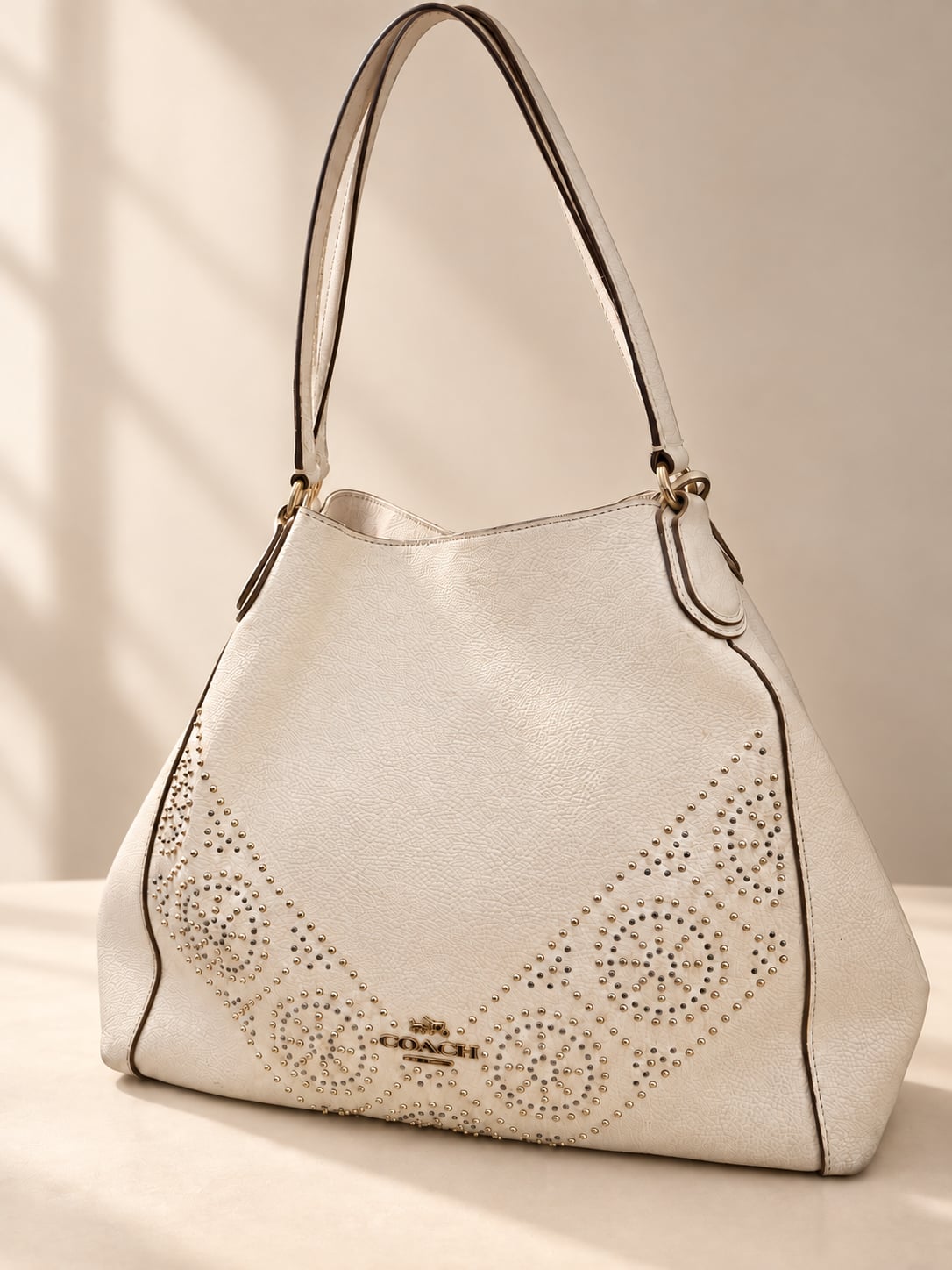 Coach Edie Shoulder Bag White Leather Gold Studs, Winter bag 2