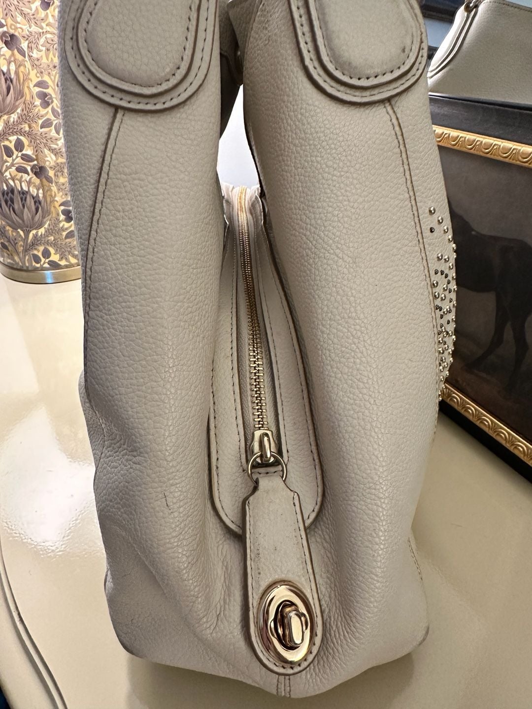 Coach Edie Shoulder Bag White Leather Gold Studs, Winter bag 7