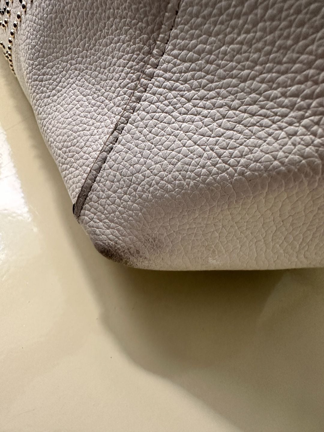 Coach Edie Shoulder Bag White Leather Gold Studs, Winter bag 14