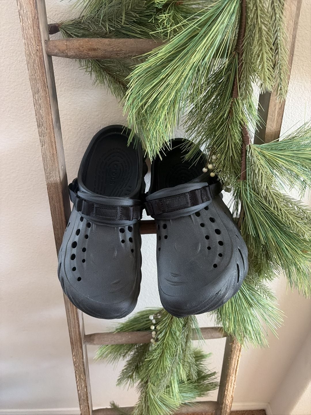 Crocs Echo Clog Size M12 Black 2