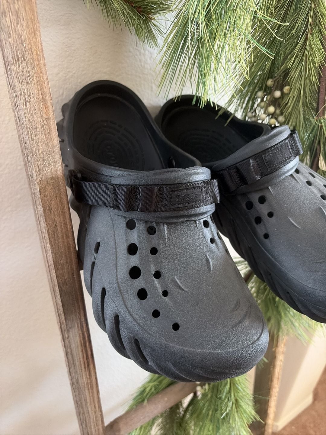 Crocs Echo Clog Size M12 Black 3