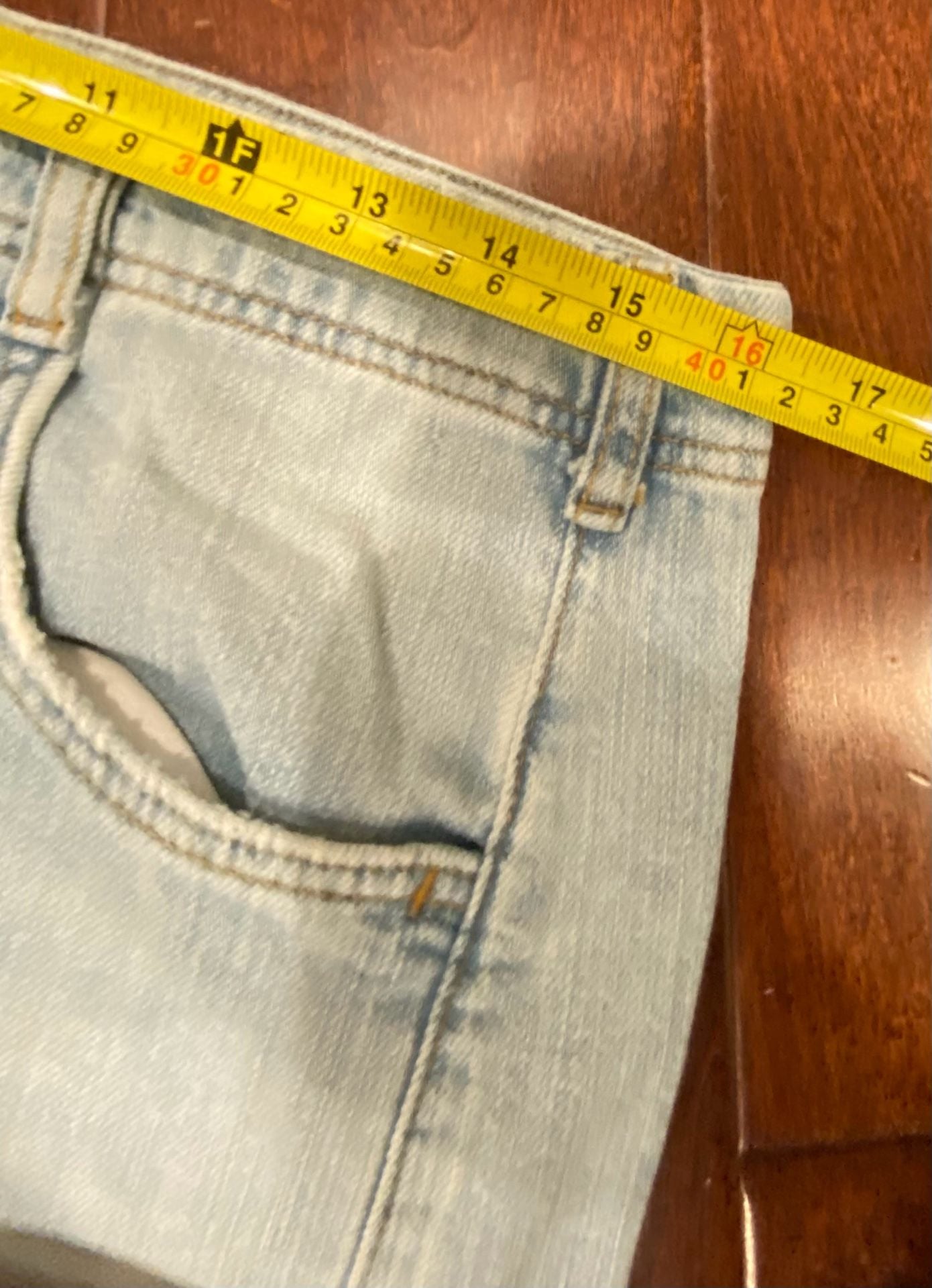 Pilcro Wide Leg Jeans Size 29 Light Wash Denim Raw Hem 9