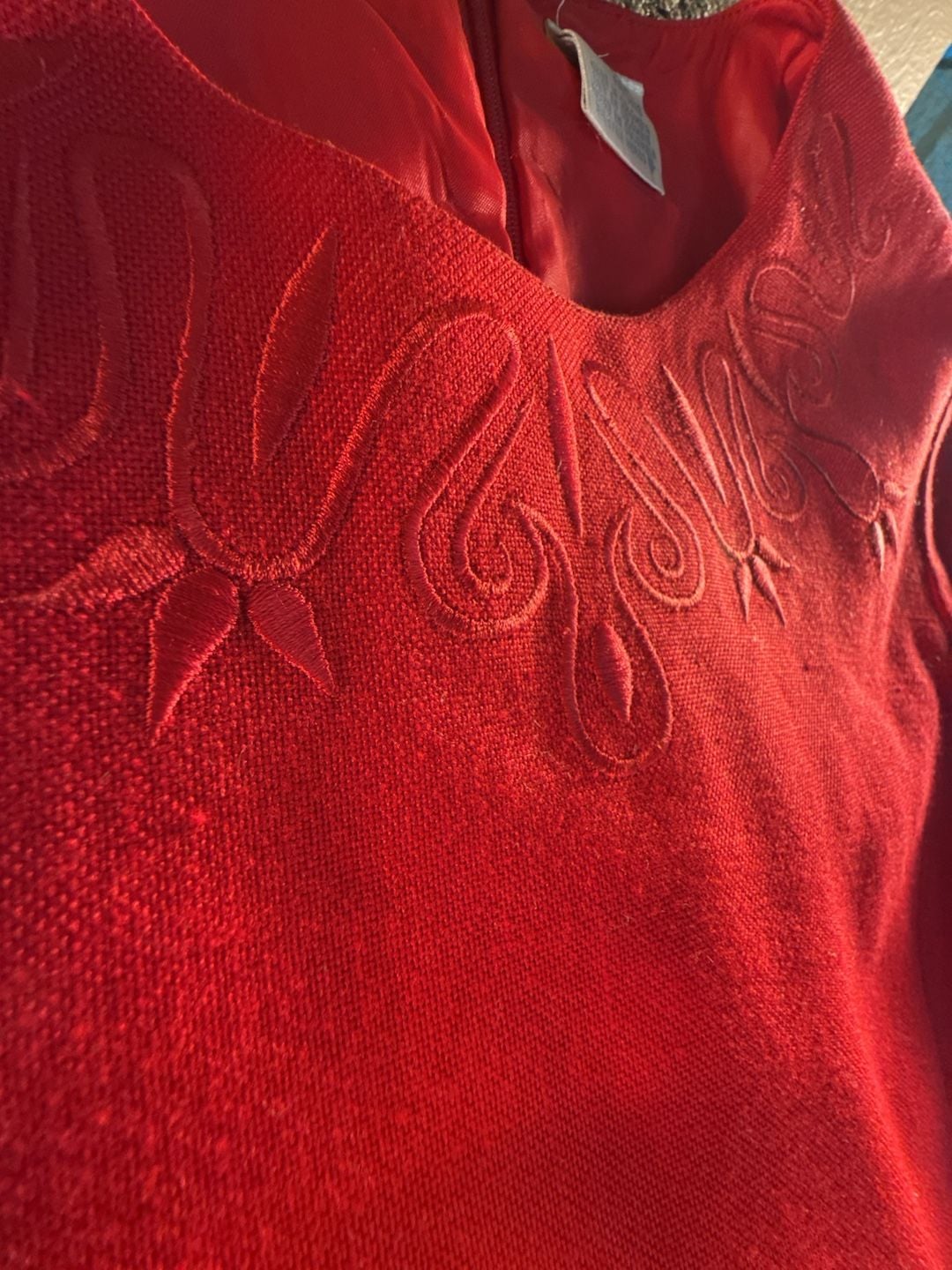 Liz Claiborne Sheath Dress Size 6 Red Rayon Embroidered Collar Vintage 4