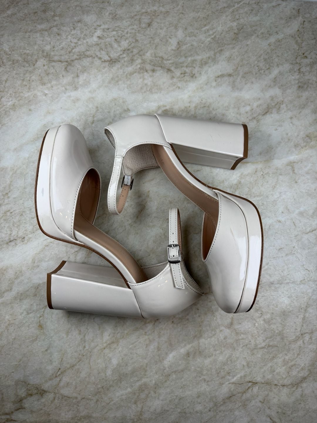 Madden Girl Unaa Pump Size 7M Bone Patent Platform Block Heel 6