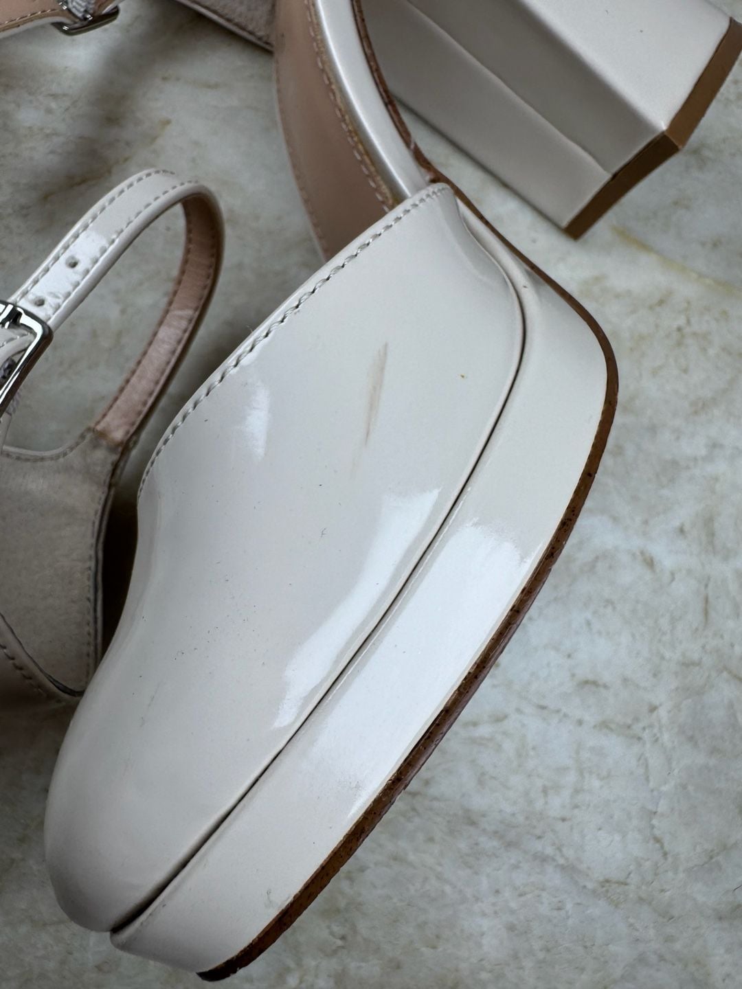 Madden Girl Unaa Pump Size 7M Bone Patent Platform Block Heel 7