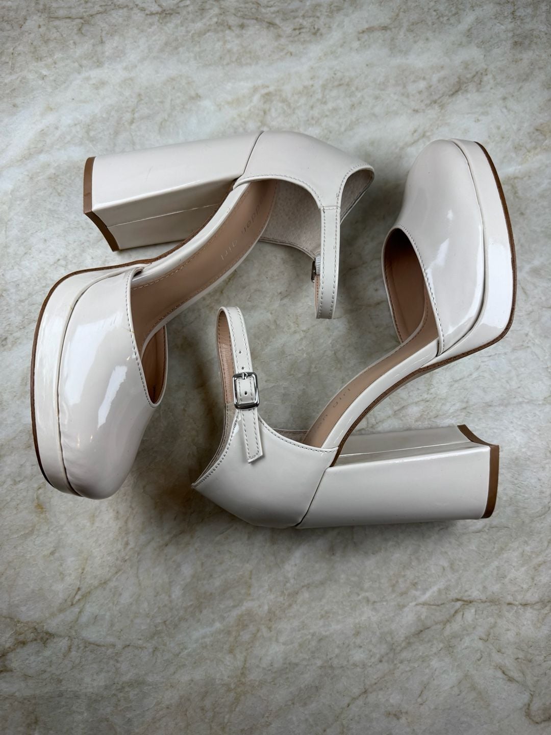 Madden Girl Unaa Pump Size 7M Bone Patent Platform Block Heel 9