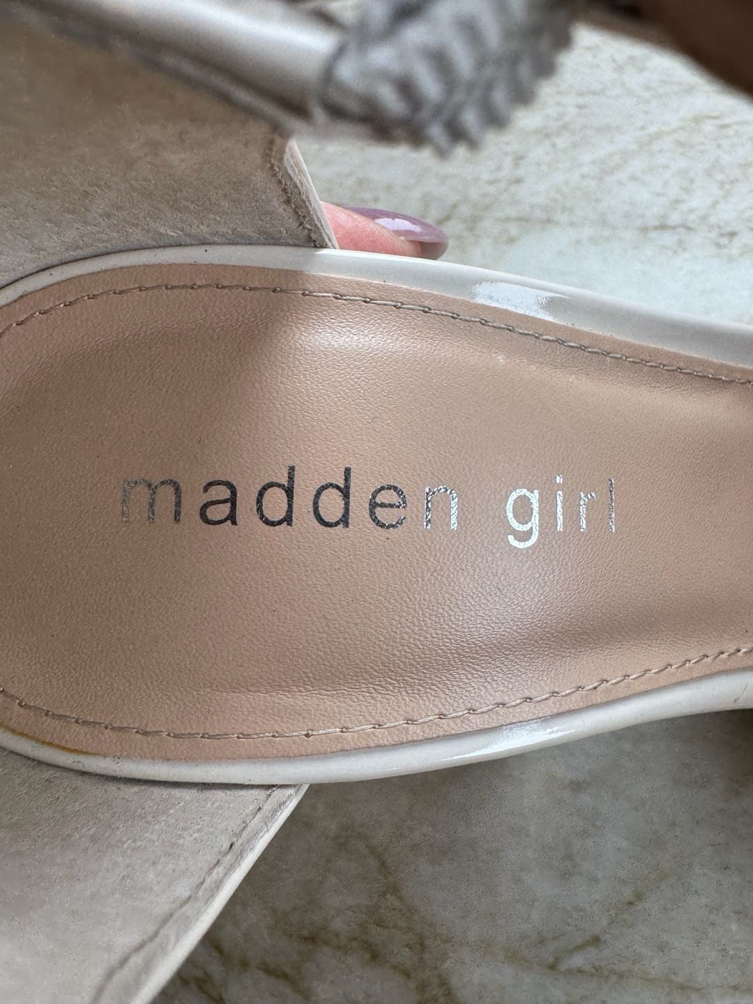 Madden Girl Unaa Pump Size 7M Bone Patent Platform Block Heel 12