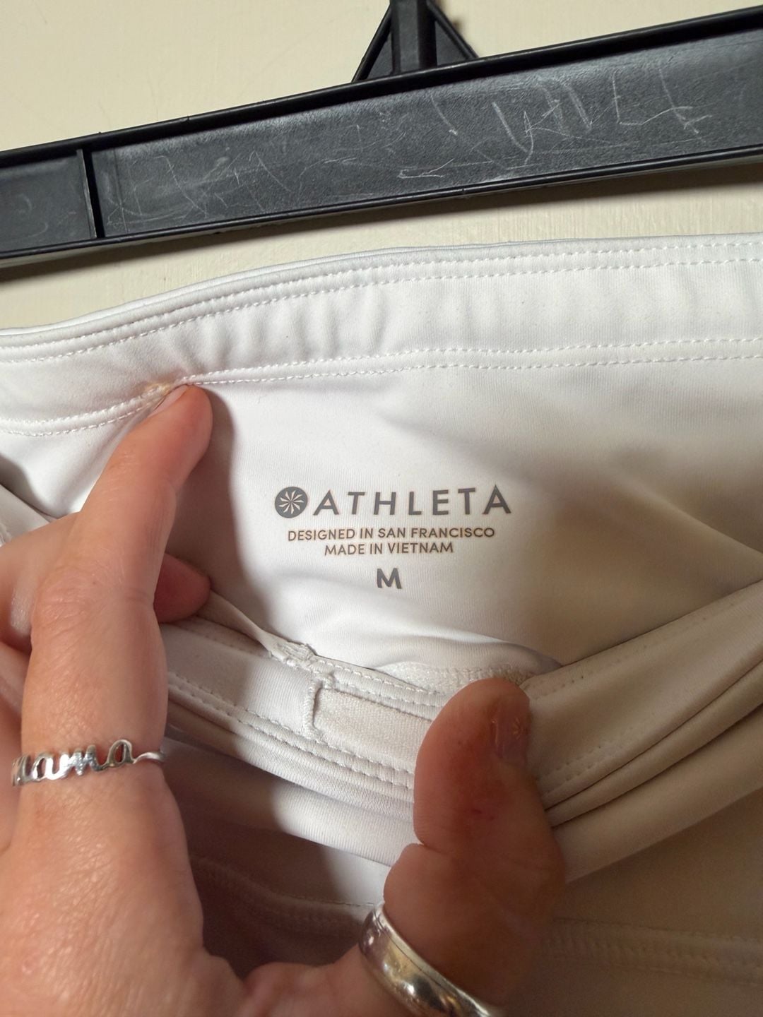 Athleta Contender FLAWLESS Laser Cut Leggings Size M White 7