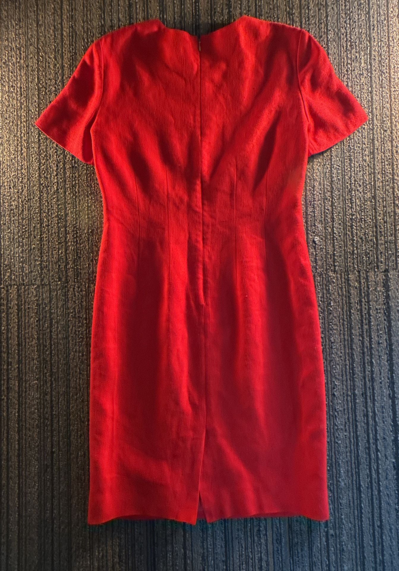 Liz Claiborne Sheath Dress Size 6 Red Rayon Embroidered Collar Vintage 7