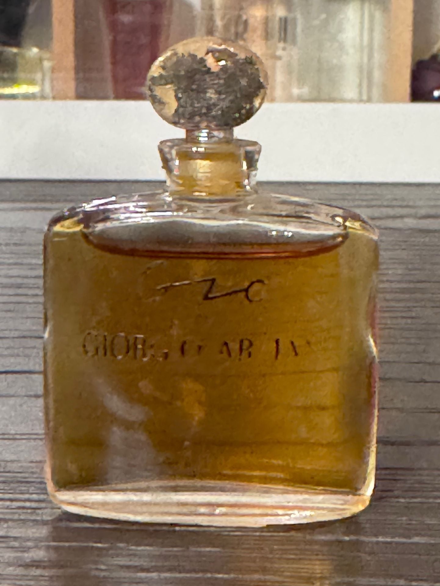 VTG 1990s Giorgio Armani women's fragrances (discontinued) miniature bottles 5ml 4
