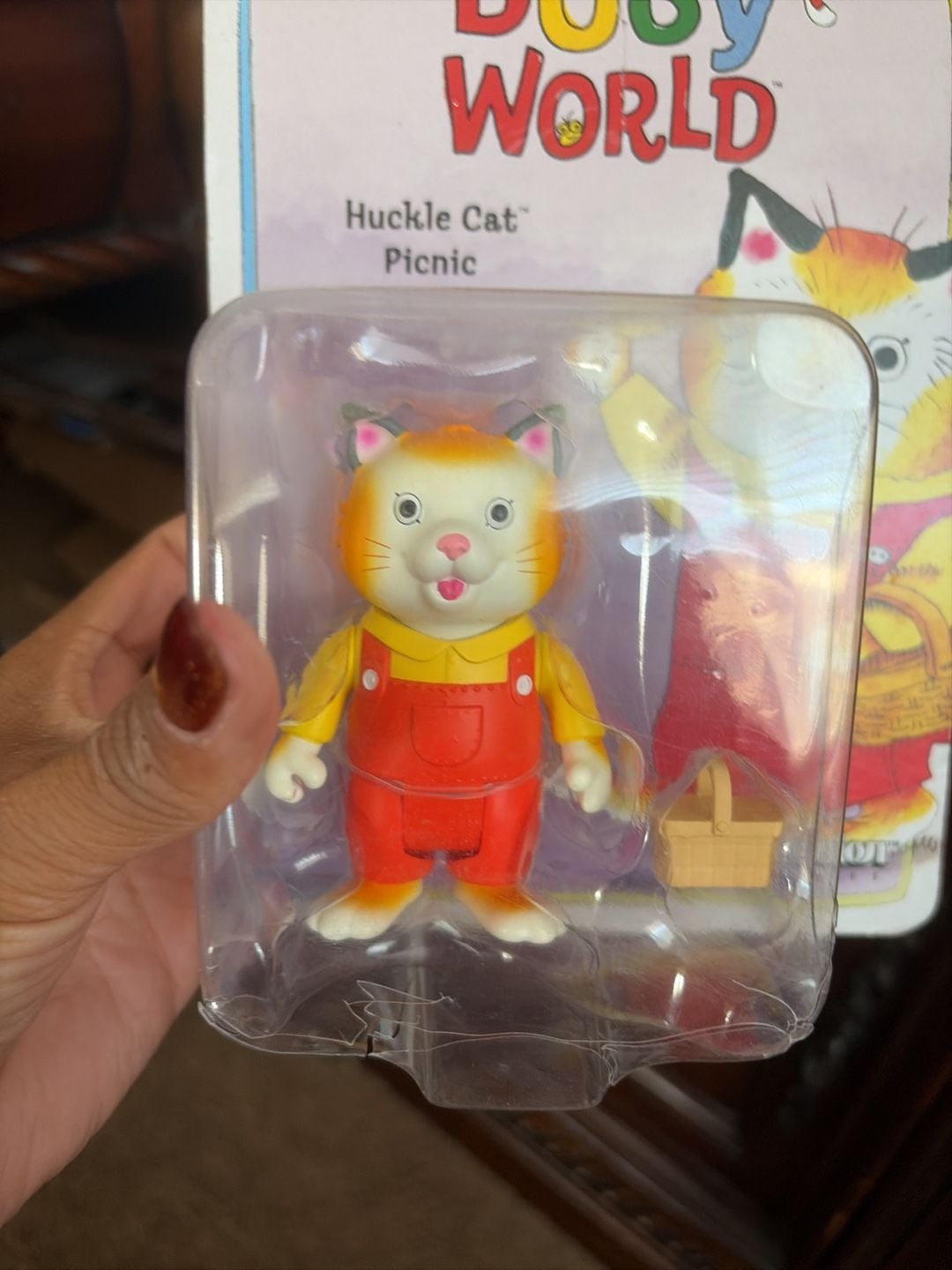 Super7 Richard Scarry Busy World Huckle Cat Picnic ReAction Figure 2