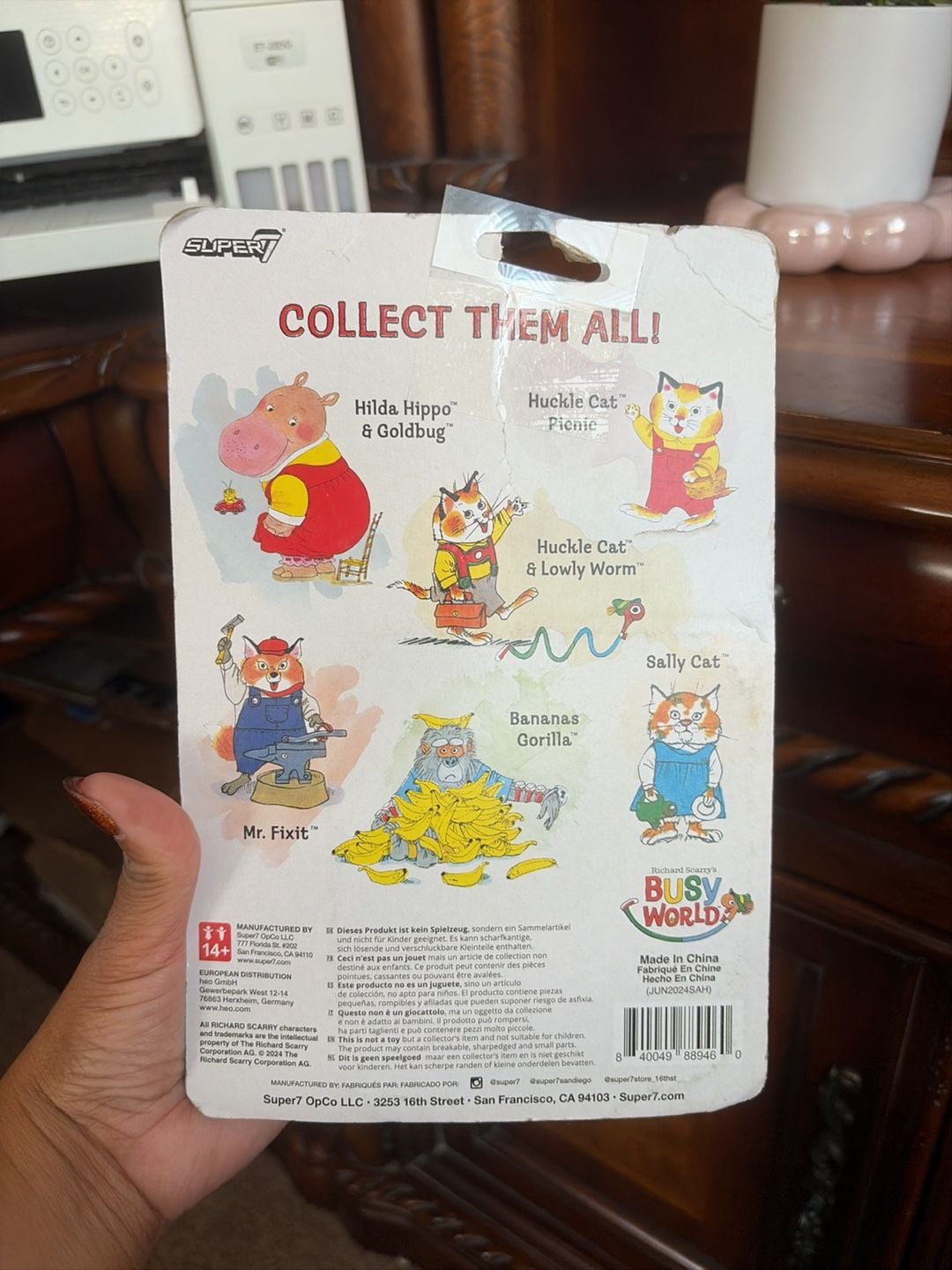 Super7 Richard Scarry Busy World Huckle Cat Picnic ReAction Figure 4