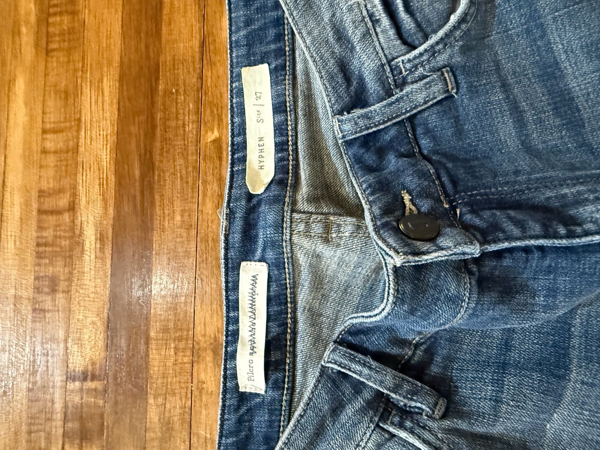 Pilcro and the Letterpress Hyphen Gold Sequin Cropped Jeans Size 27 (k1) 9