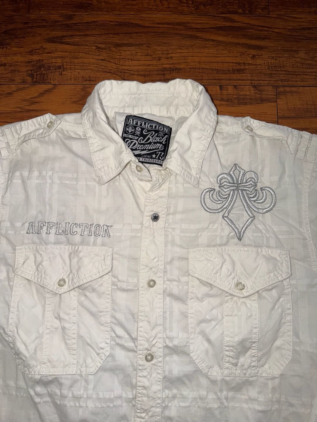 Y2K vintage Affliction Lost Souls Button Down Shirt White Embroidered Long Sleeve 4