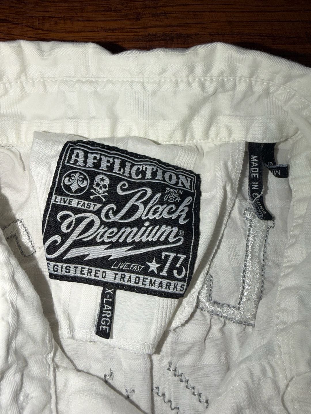 Y2K vintage Affliction Lost Souls Button Down Shirt White Embroidered Long Sleeve 9