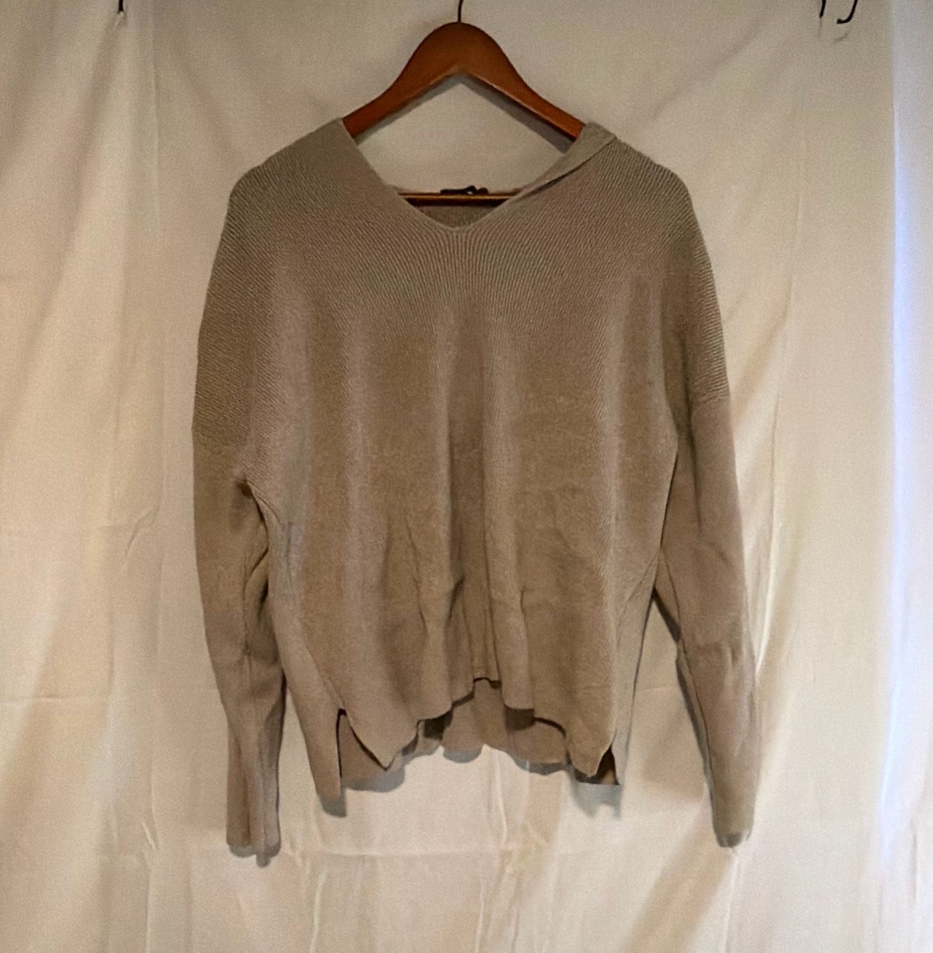 Tahari Hooded V-Neck Sweater Tan Knit 8