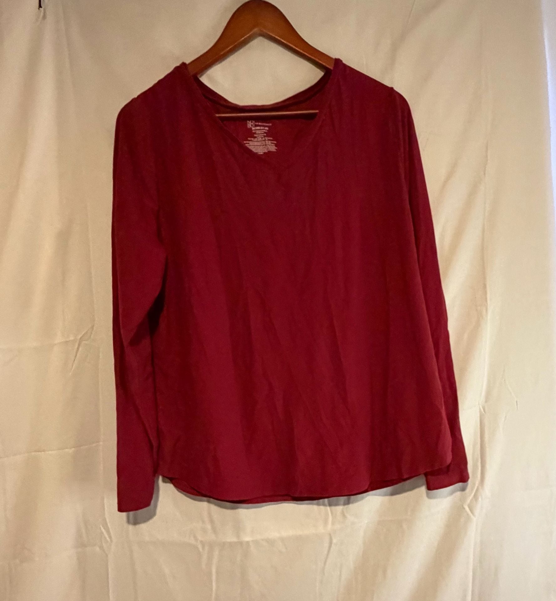 No Boundaries Long Sleeve V-Neck Top Size 3X/3XG Red Stretch Tee 2