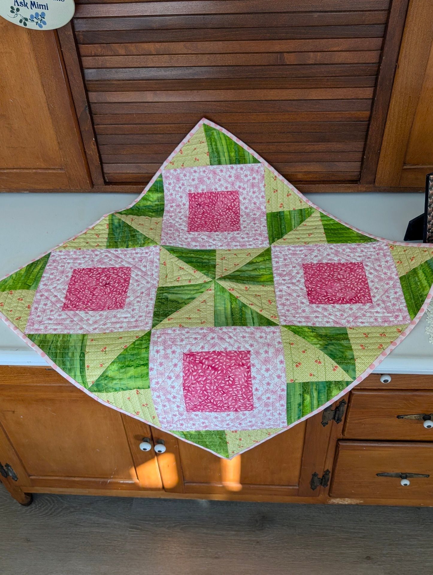 Handmade Quilted Table Topper Economy Block Loralie Designs ApronEsque Signed 2