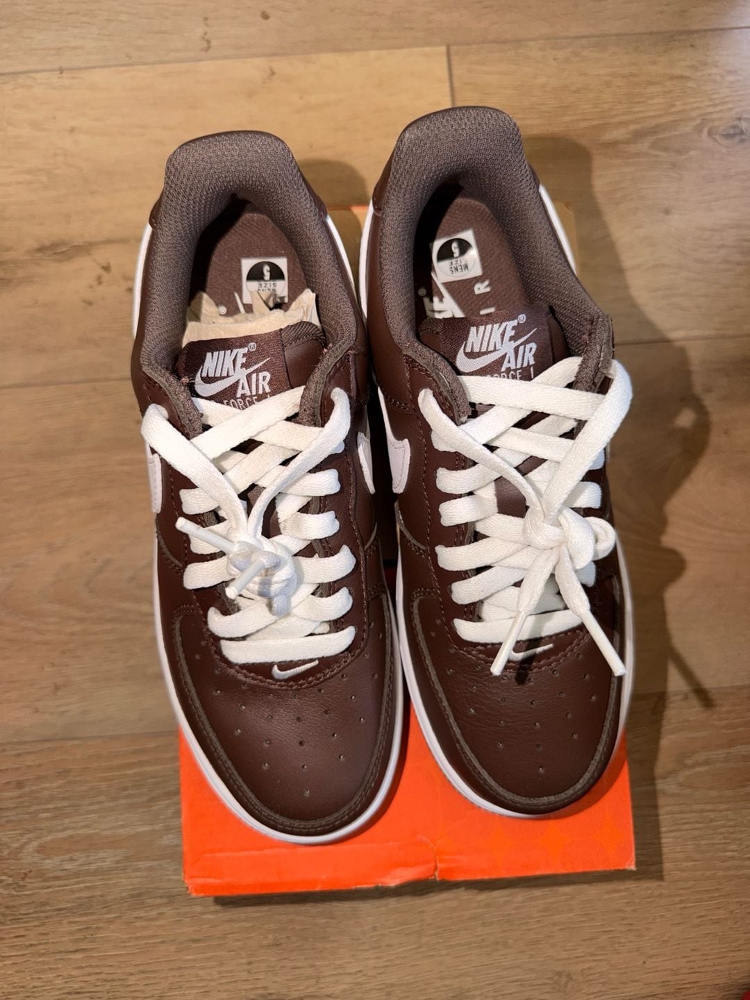 Nike Air Force 1 Low Retro QS Size 5 Chocolate White FD7039-200 3