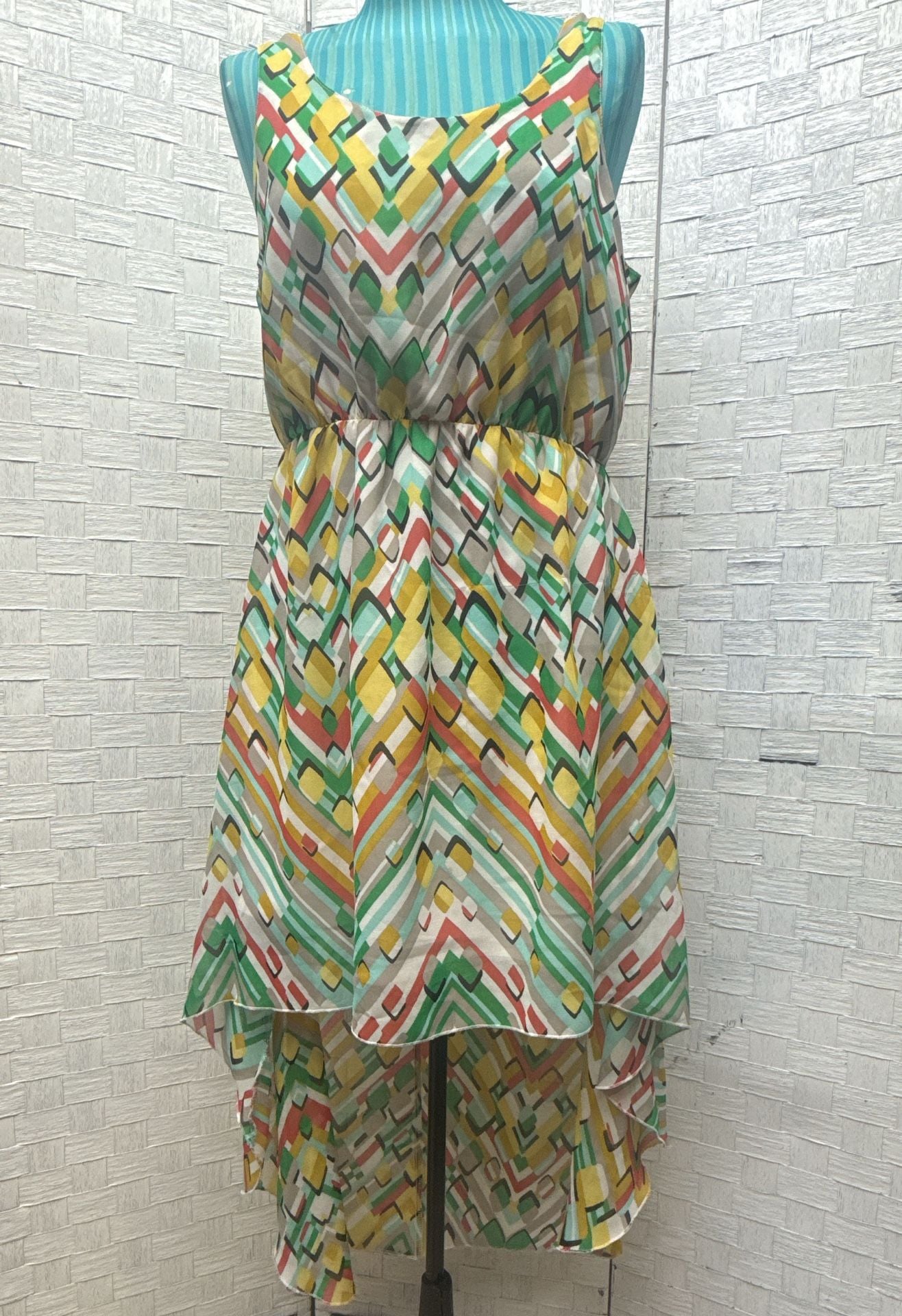 Love Chesley Dress Size L Multi Geometric High Low Hem 2