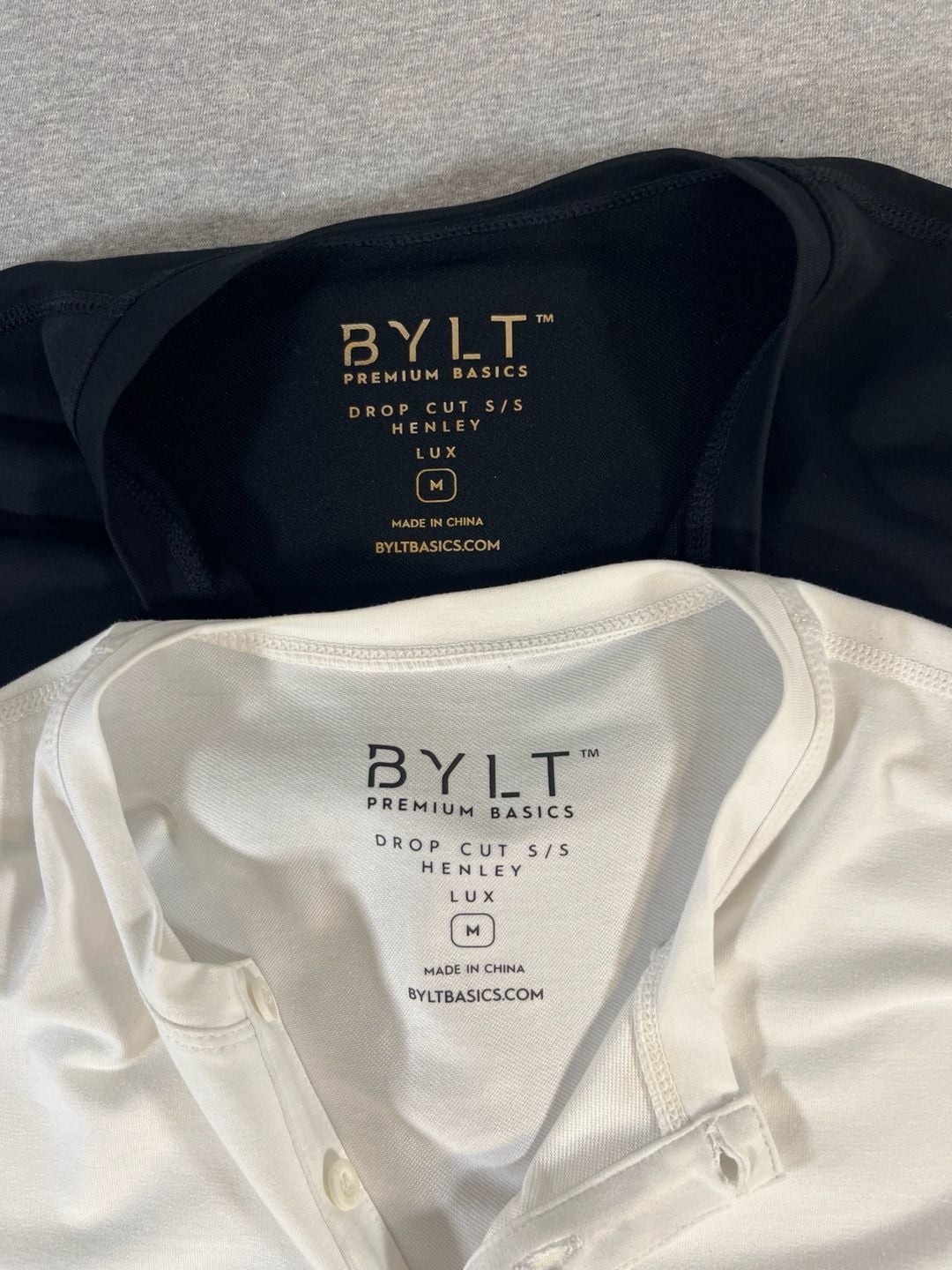 Lot Of 2-Bylt Drop Cut S/S Henley Lux 1-White 1-Black Shirts Men’s M 4