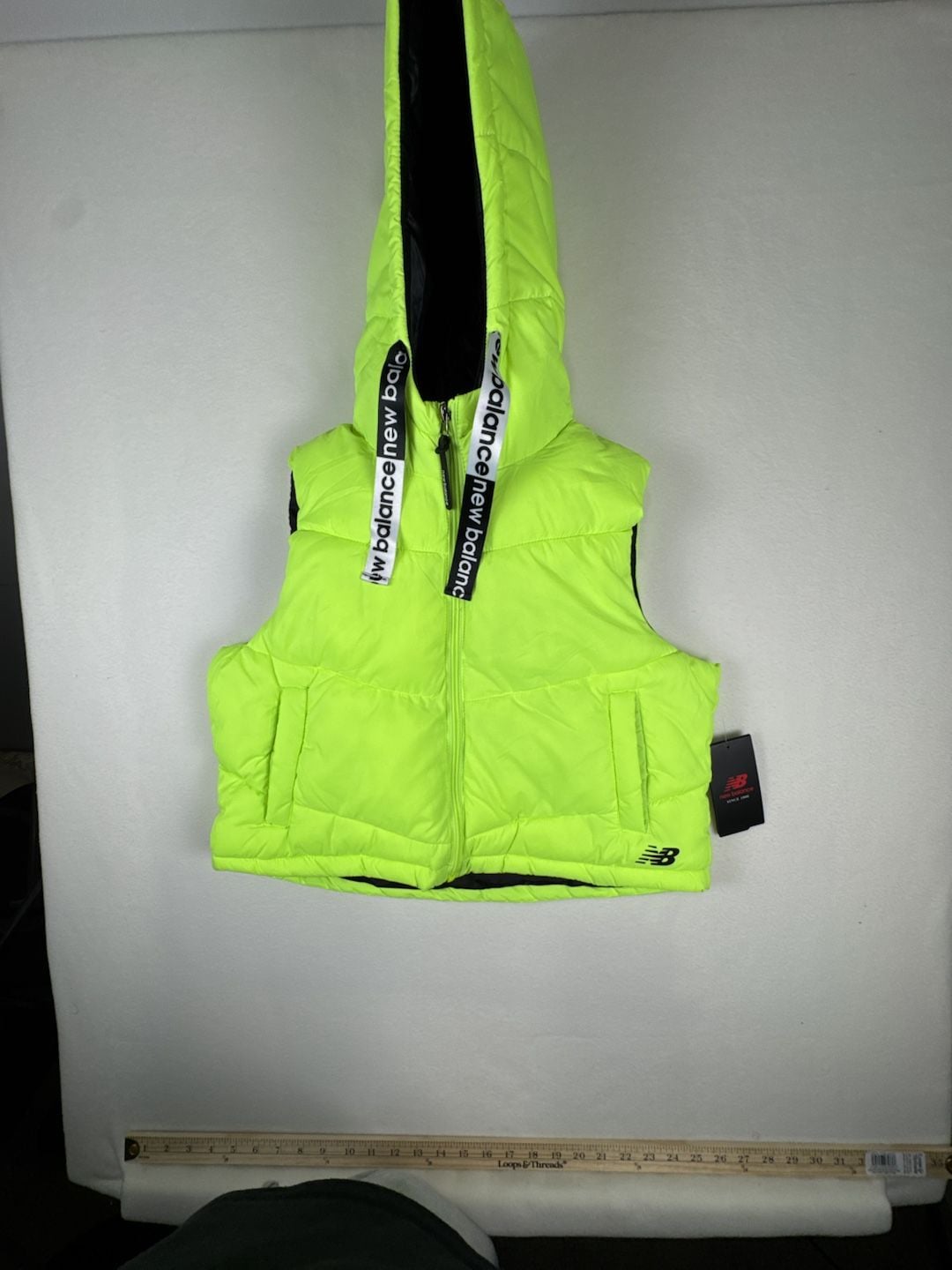 New Balance Puffer Vest Size S Neon Green Quilted Hooded 2