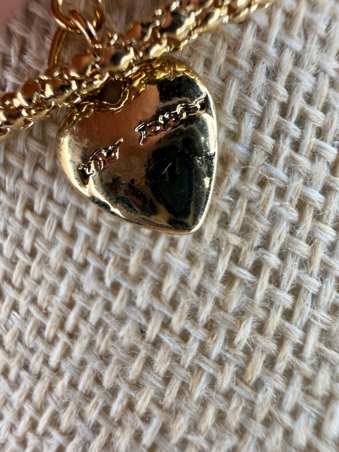 Betsey Johnson Red Black Dragon Necklace 30 Inch 8