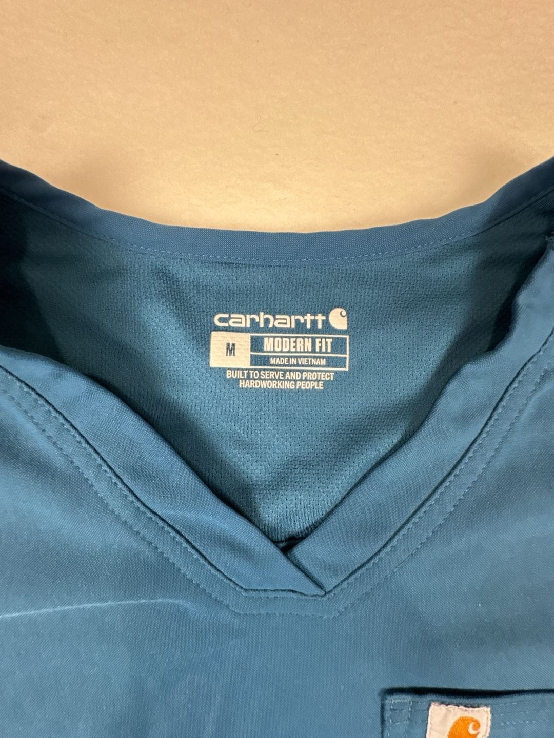Carhartt Rugged Flex Peak C12137 Scrub Top Size M Blue V-Neck Pocket 3