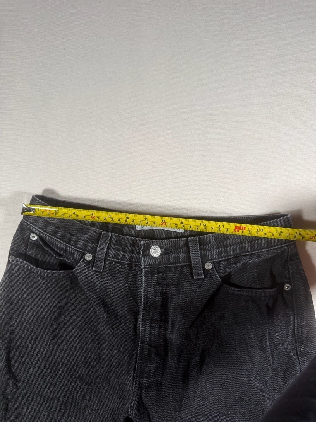 Tommy Hilfiger Vintage Black Denim Straight Leg Jeans 8