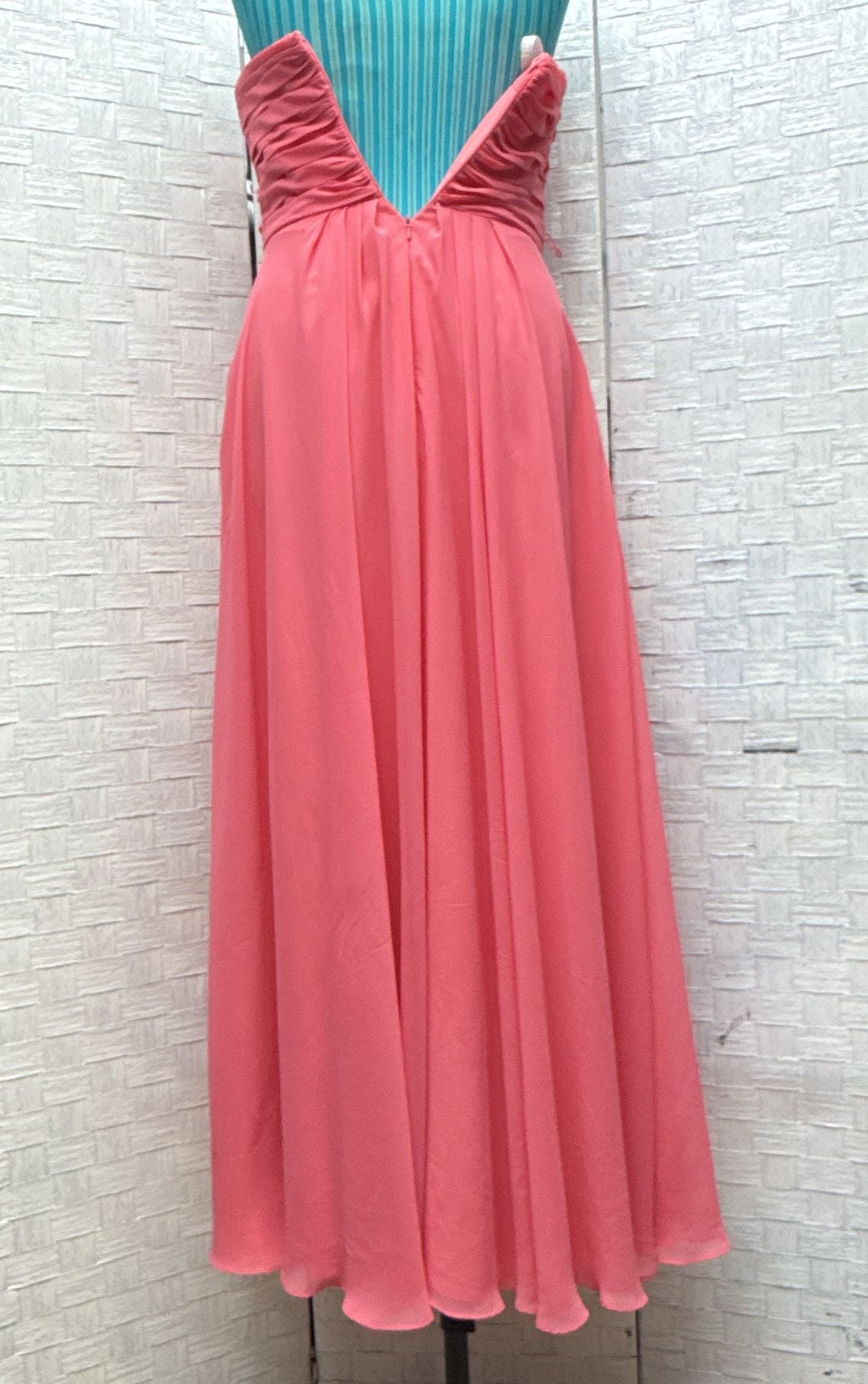 Bill Levkoff Long Chiffon Dress Size 6 Coral Pleated 3