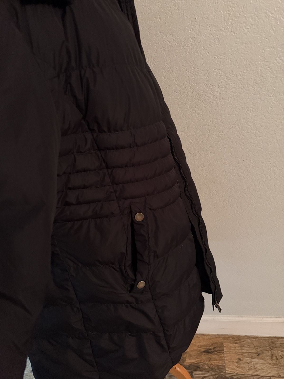 Laundry by Shelli Segal Black Quilted Puffer Jacket with Faux Fur Hood 5