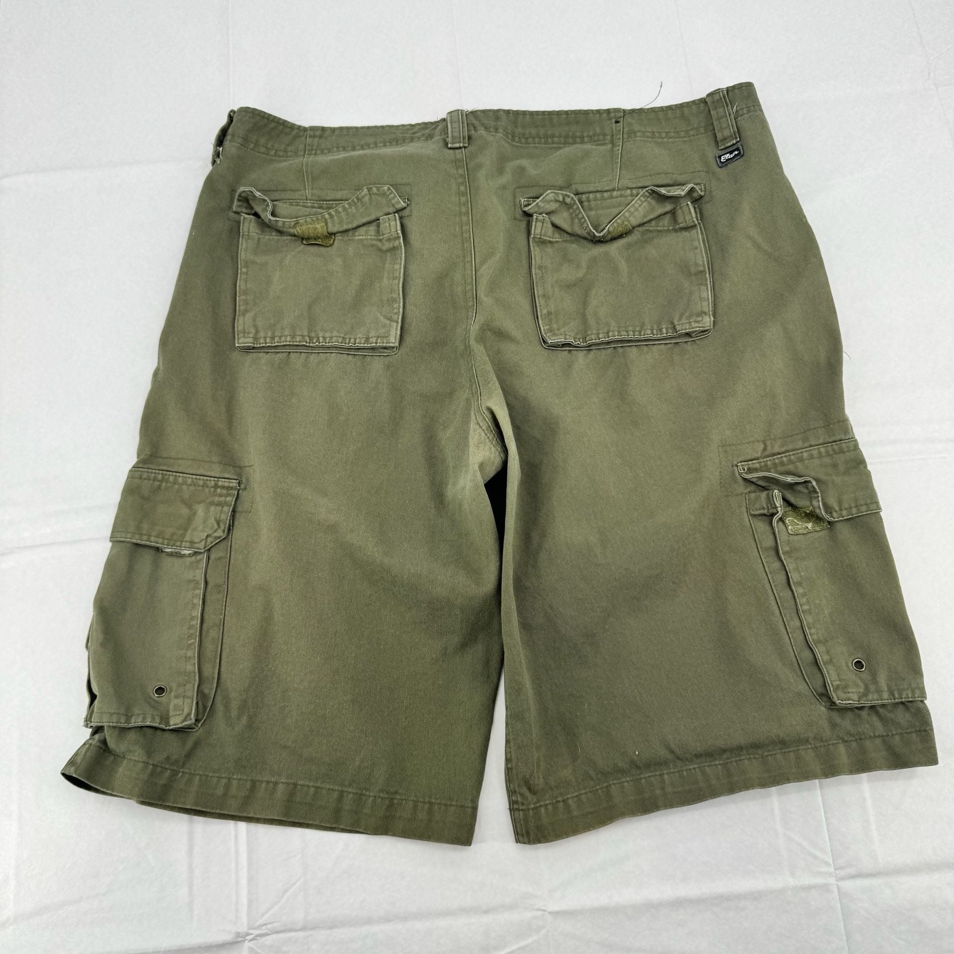 Product thumbnail 4