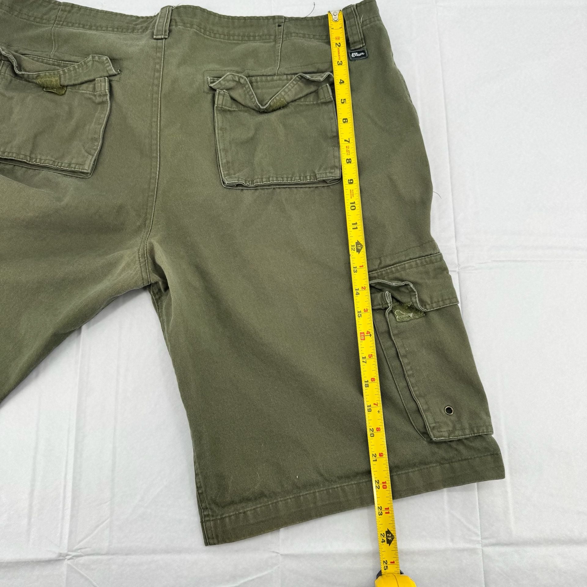 Distressed Elixir Cargo Shorts Size 40 Olive Green Cotton 7
