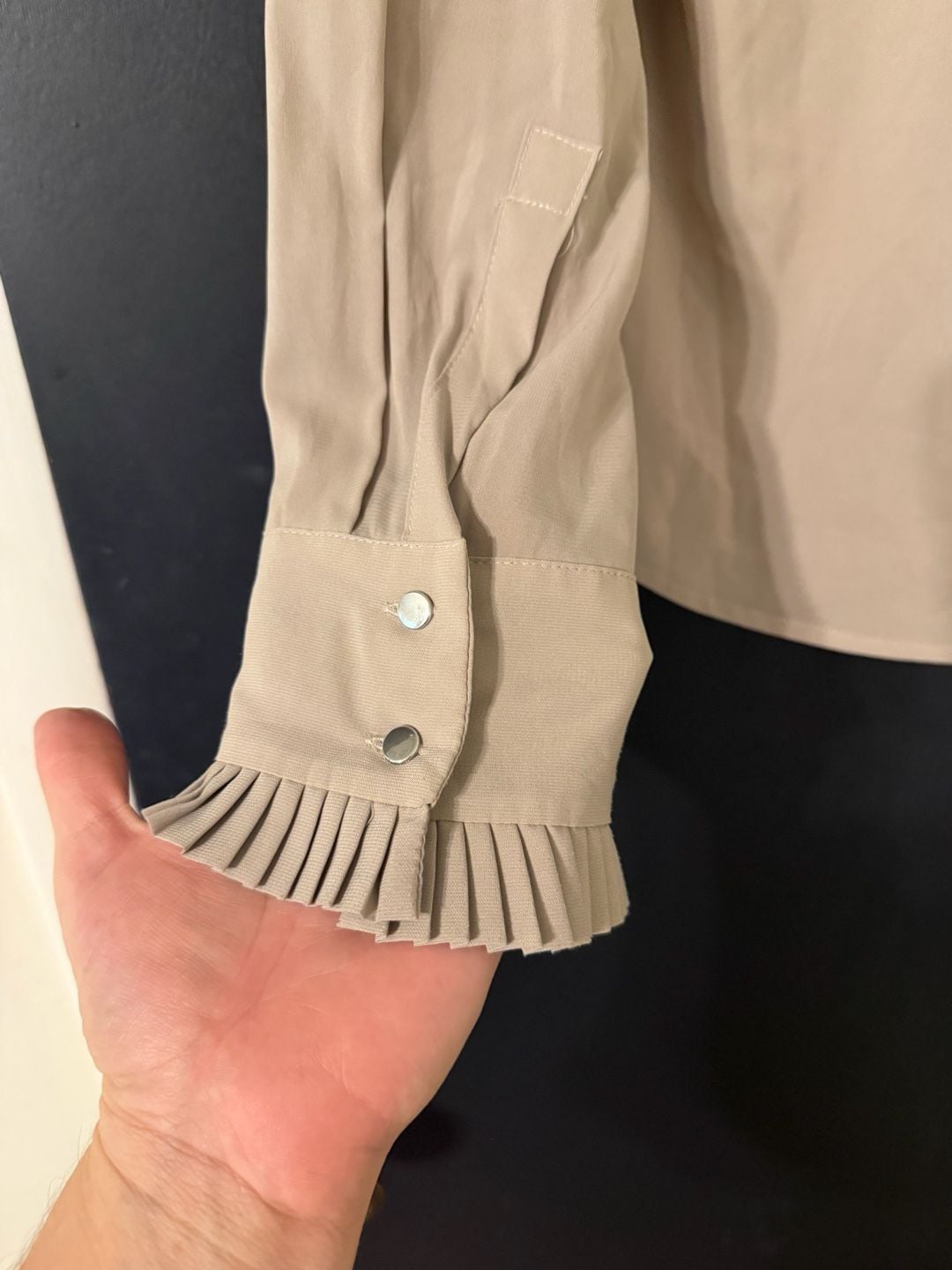 Calvin Klein Blouse Size M Beige Ruffle Collar Long Sleeve Popover 5