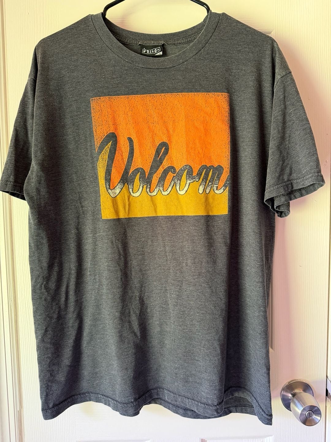 Volcom Graphic T-Shirt Size L Gray Orange Script Logo 7