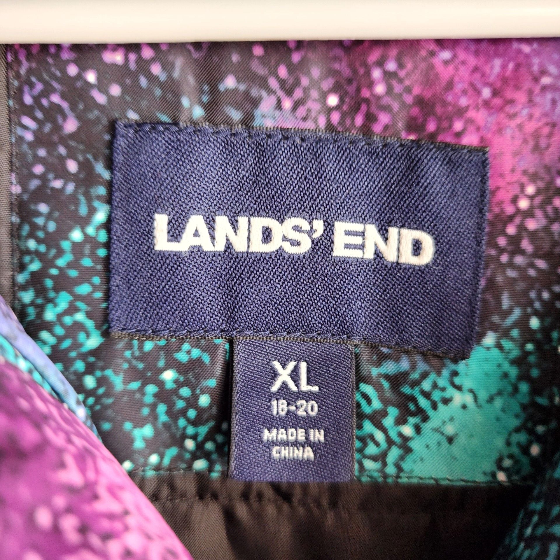 Product thumbnail 4